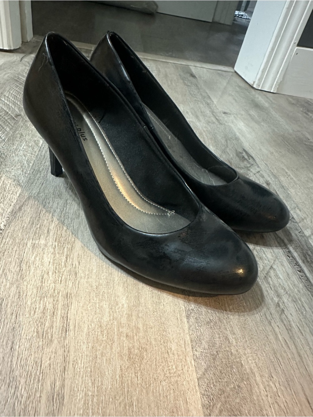 Classic Black Women's Pumps